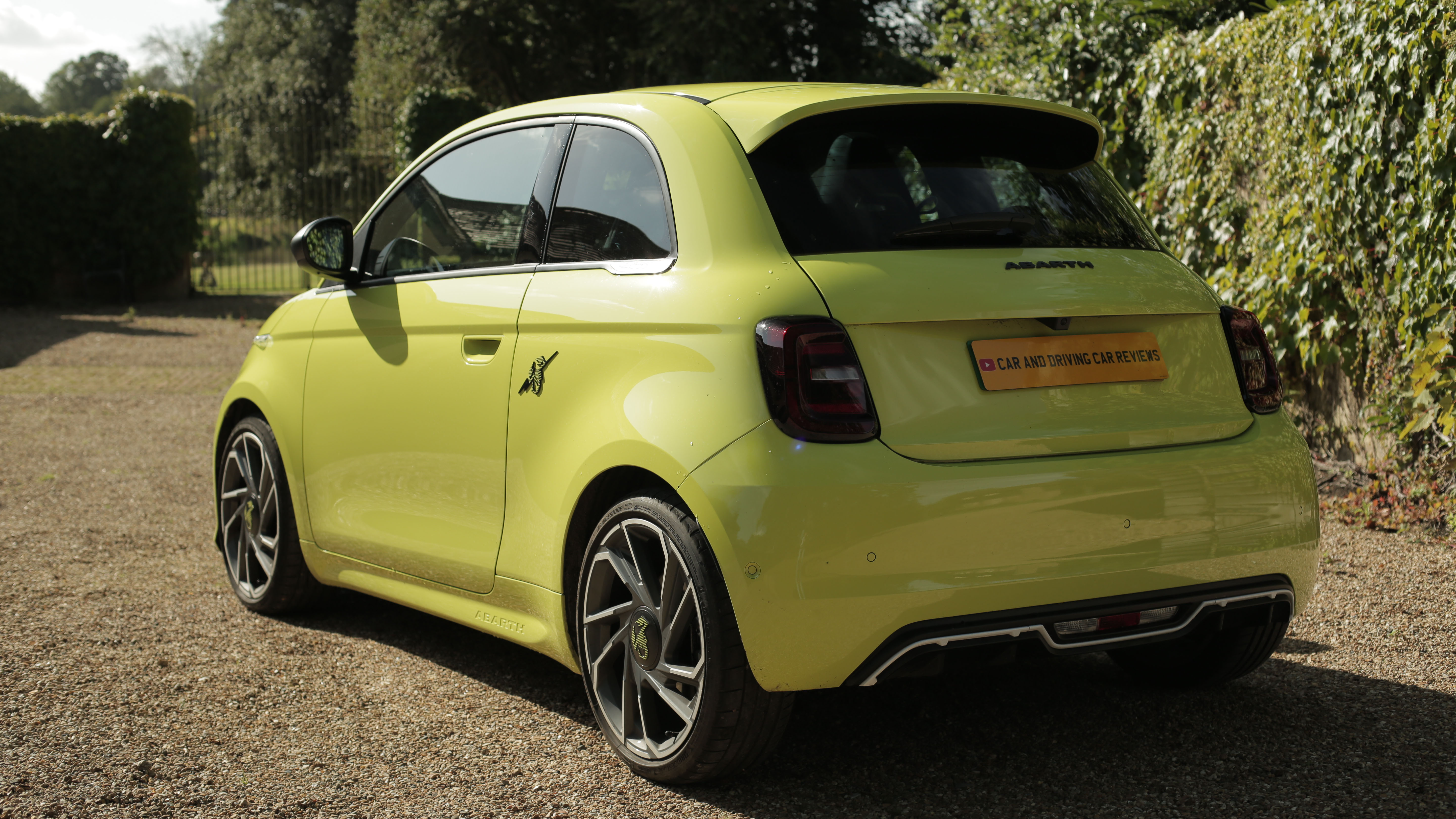 ABARTH 500 ELECTRIC HATCHBACK 114kW 42.2kWh 3dr Auto